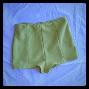 Eletric yellow high waist shorts